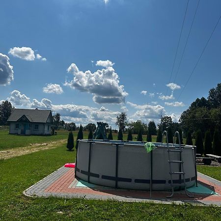 Villa Dom Na Starym Goscincu Tiszyna Dubicze Cerkiewne Exterior foto