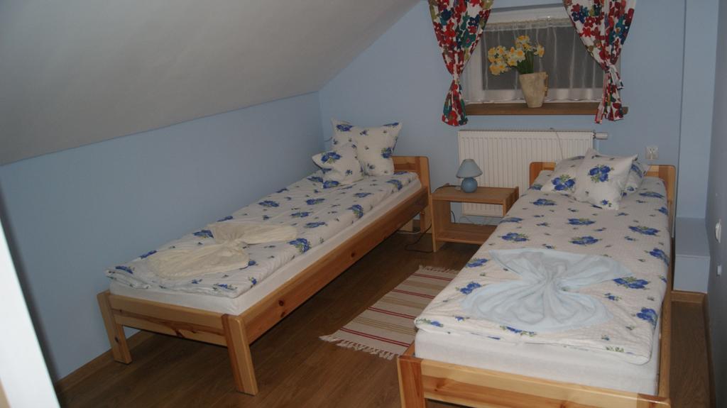 Villa Dom Na Starym Goscincu Tiszyna Dubicze Cerkiewne Habitación foto