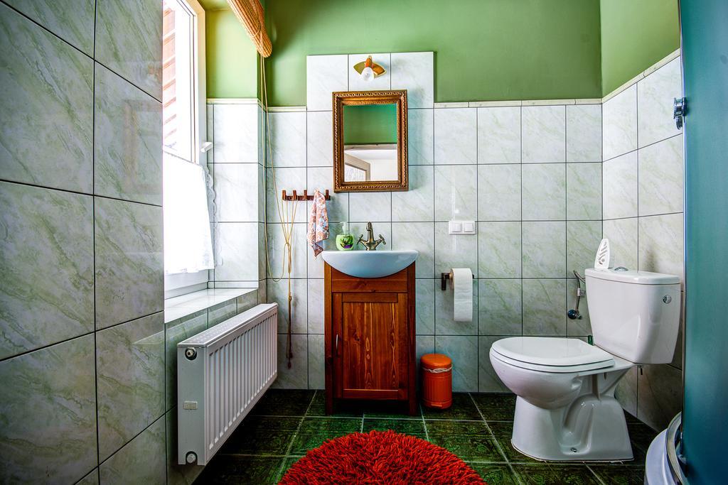 Villa Dom Na Starym Goscincu Tiszyna Dubicze Cerkiewne Habitación foto
