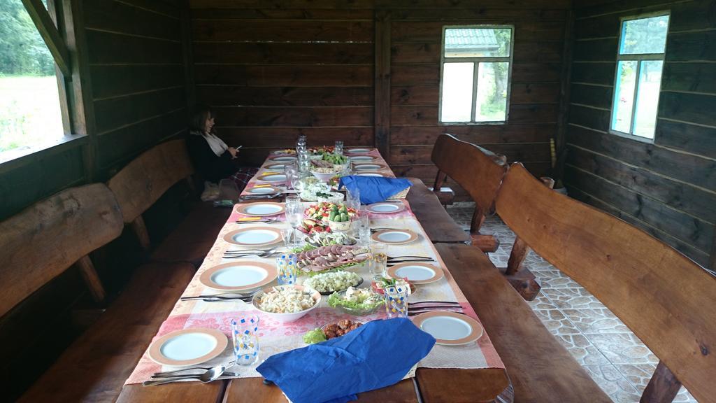 Villa Dom Na Starym Goscincu Tiszyna Dubicze Cerkiewne Exterior foto