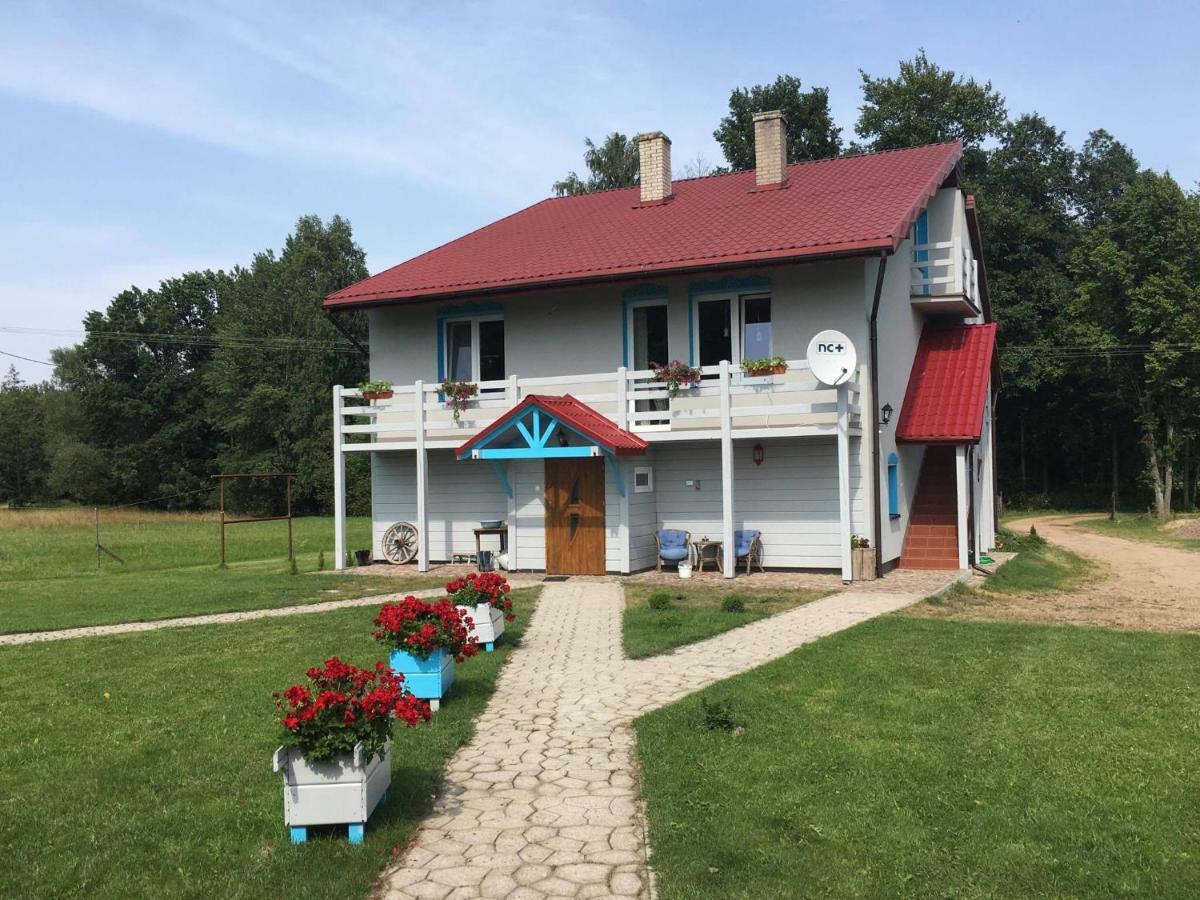 Villa Dom Na Starym Goscincu Tiszyna Dubicze Cerkiewne Exterior foto
